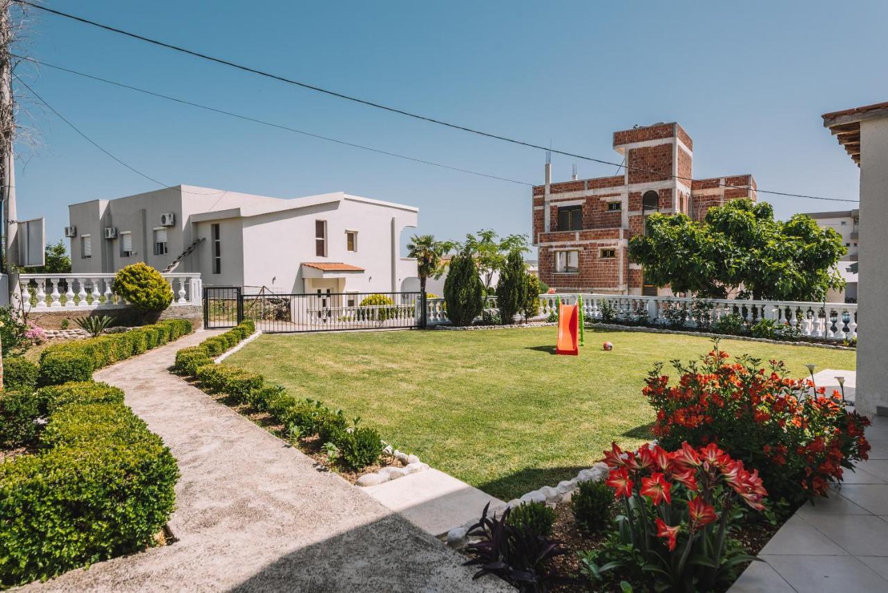 Apartments Radosevic Ulcinj Esterno foto