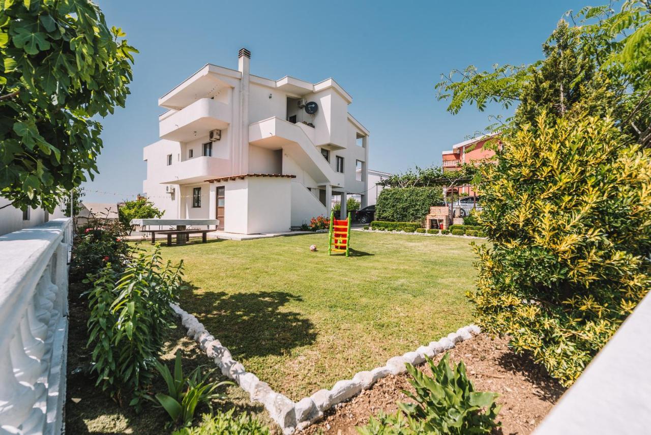 Apartments Radosevic Ulcinj Esterno foto