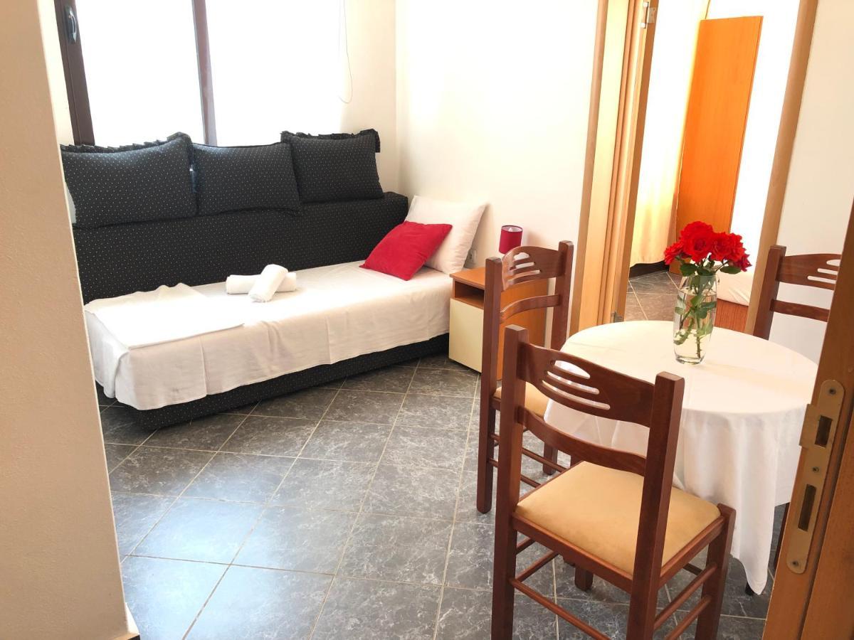 Apartments Radosevic Ulcinj Esterno foto