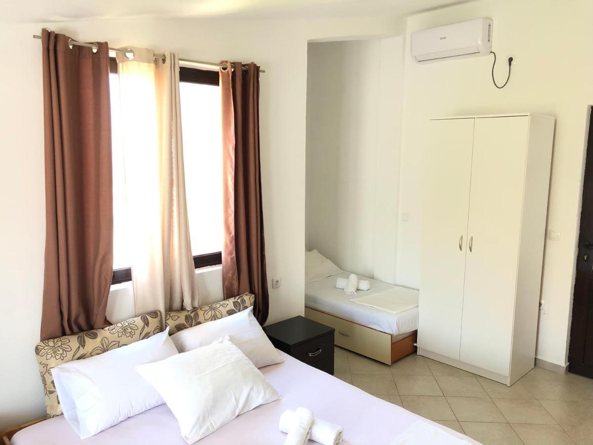 Apartments Radosevic Ulcinj Esterno foto