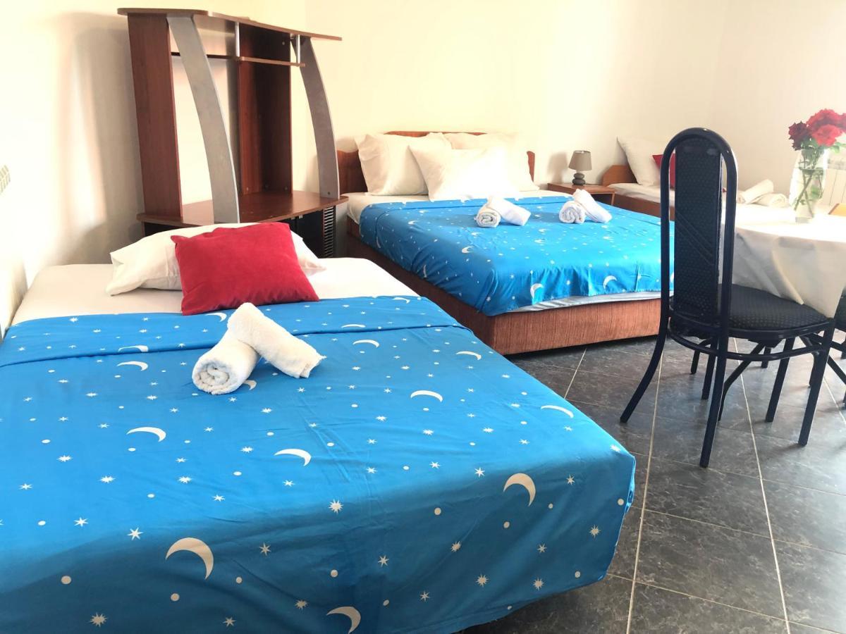 Apartments Radosevic Ulcinj Esterno foto