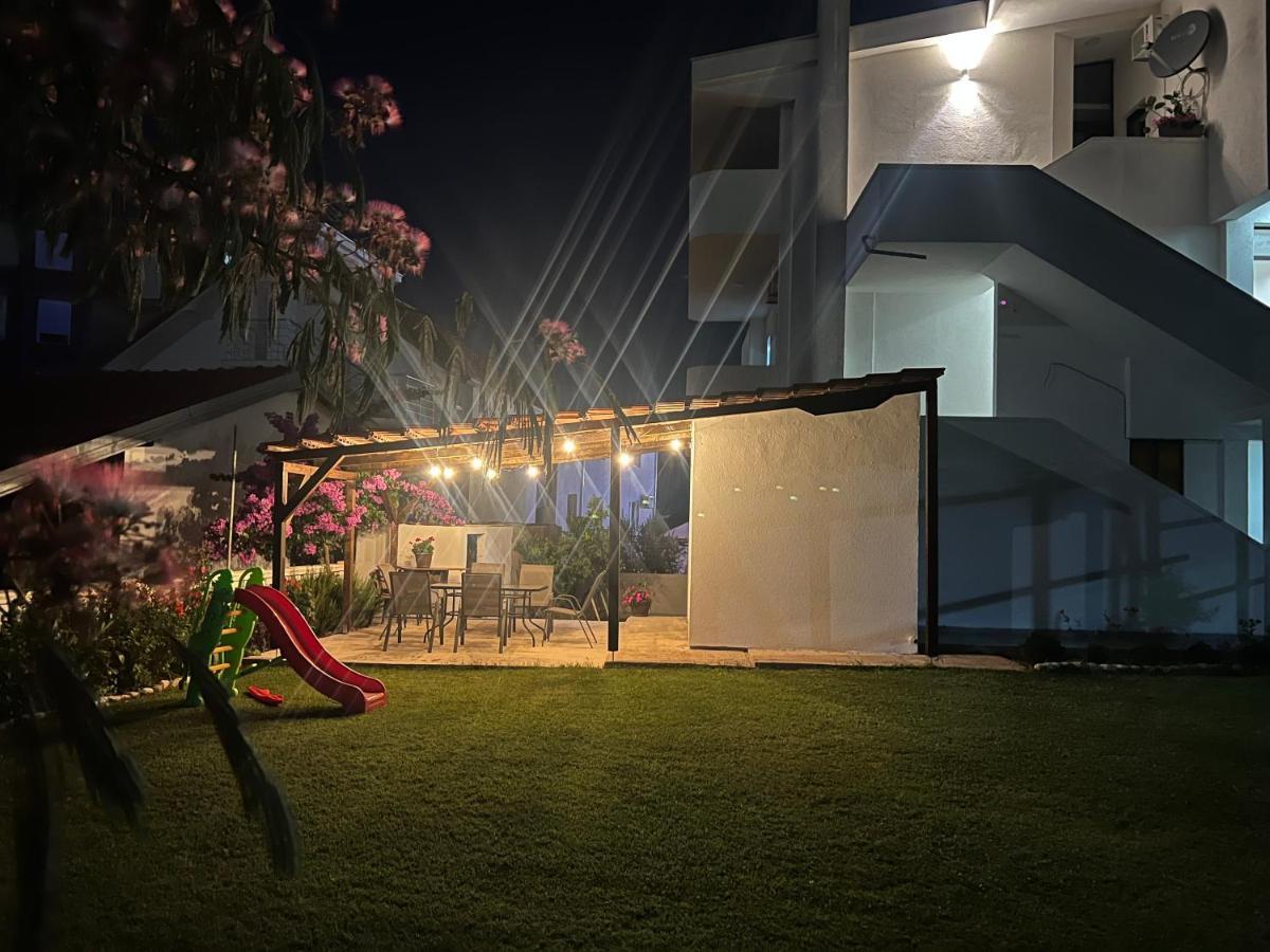 Apartments Radosevic Ulcinj Esterno foto